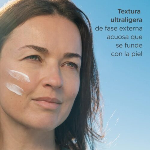 Isdin Fotoprotector Fusion Water Magic Repair Solaire Invisible Spf50 50ml 4