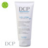 Produit de la marque DCP Lipidik Soin Émollient AP+ - 200ml sur un fond blanc avec un logo Parachezvous et celui de de la marque DCP