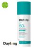 Produit de la marque Daylong Sensitive Face Fluide Solaire Régulateur Spf50 - 50ml sur un fond blanc avec un logo Parachezvous et celui de de la marque Daylong
