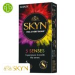 Produit de la marque Manix Skyn 5 Senses Préservatifs Ultimes - 5 unités sur un fond blanc avec un logo Parachezvous et celui de de la marque Skyn