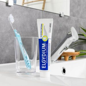 Elgydium Brosse A Dents Blancheur Medium 1u 2