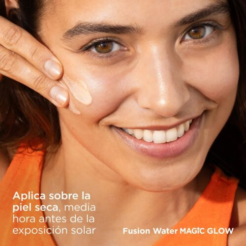 Isdin Fotoprotector Fusion Water Magic Glow Solaire Teinte Spf50 50ml 3